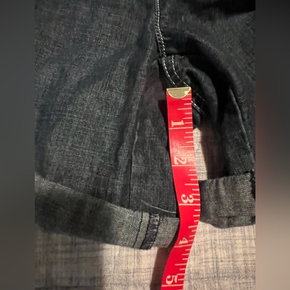 Tommy Hilfiger denim shorts 8 ladies cargo style super cute LIKE NEW - Picture 10 of 10